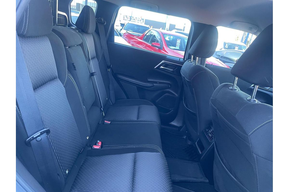 2022 Mitsubishi Outlander ES ZM