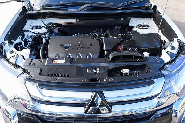 2017 Mitsubishi OUTLANDER ES ZL