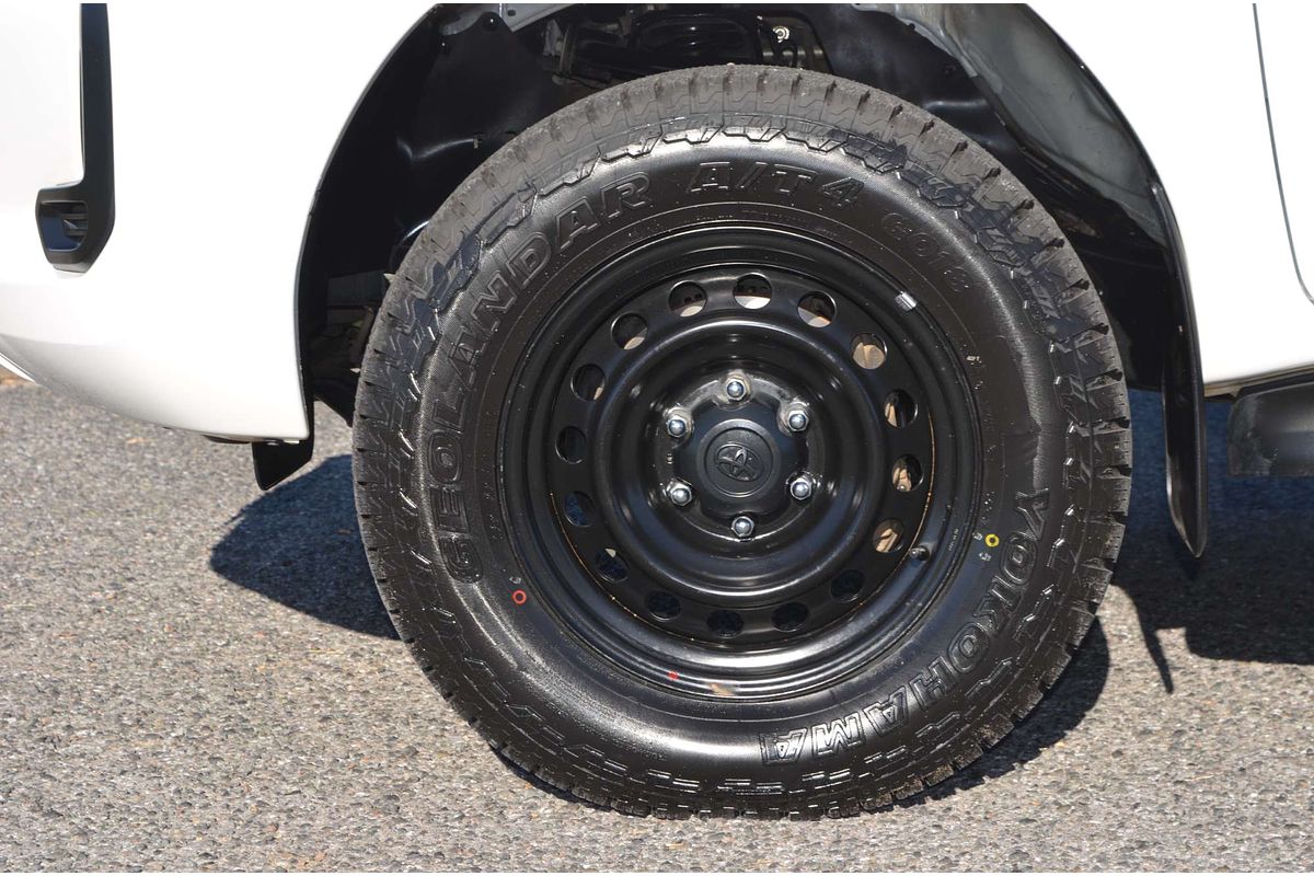 2020 Toyota Hilux SR GUN126R 4X4