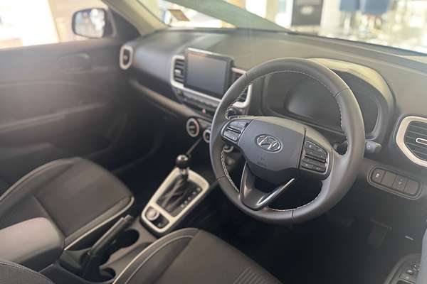 2024 Hyundai Venue Active QX.V5