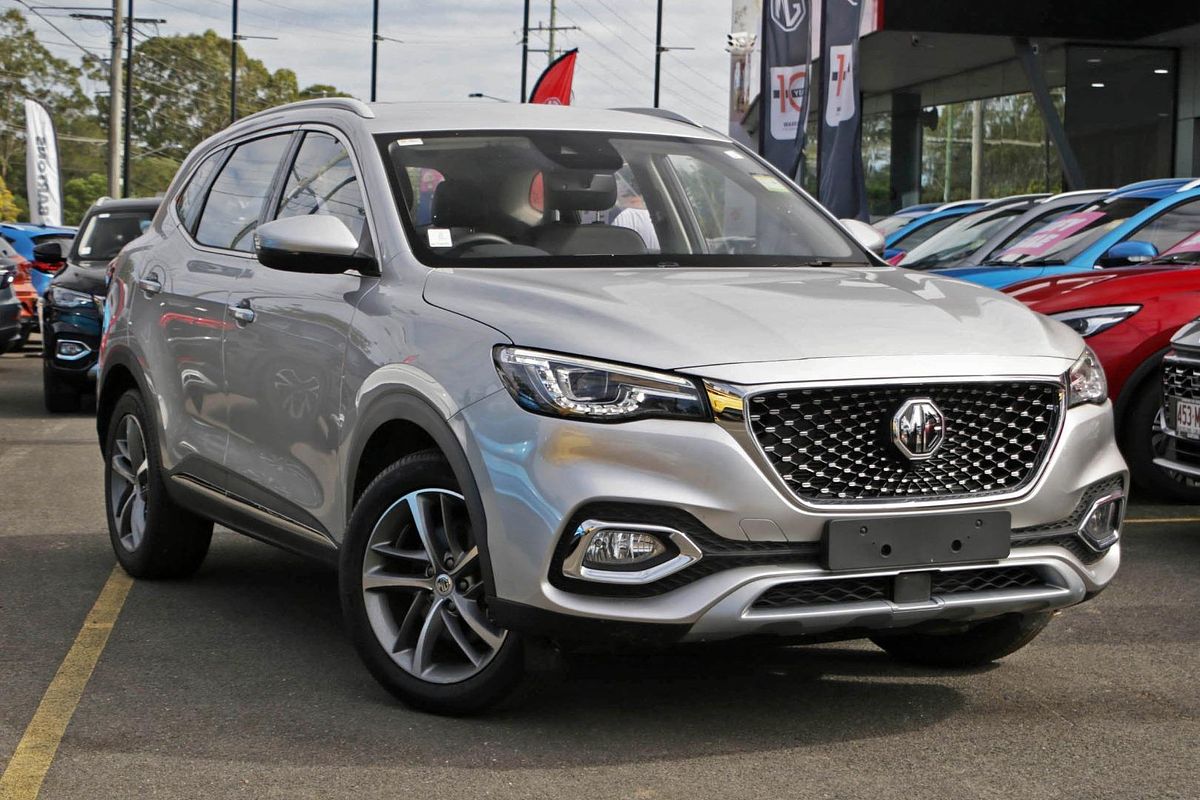 2024 MG HS Excite SAS23