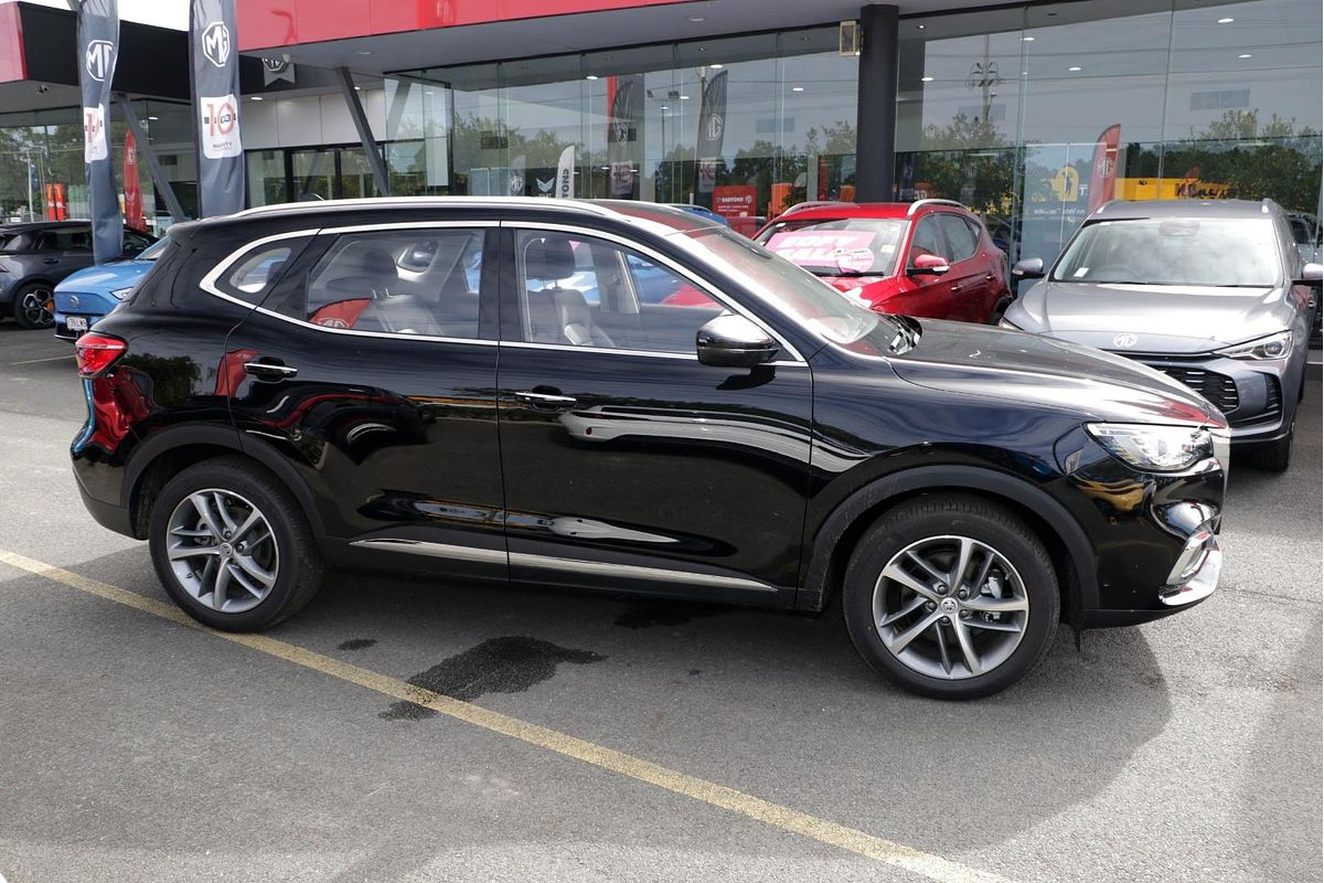 2024 MG HS Excite SAS23