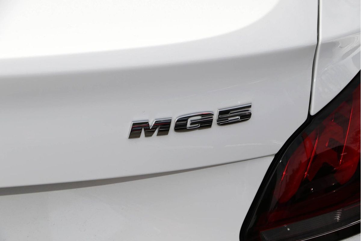 2024 MG MG5 Vibe