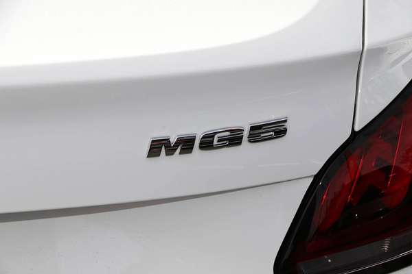 2024 MG MG5 Vibe