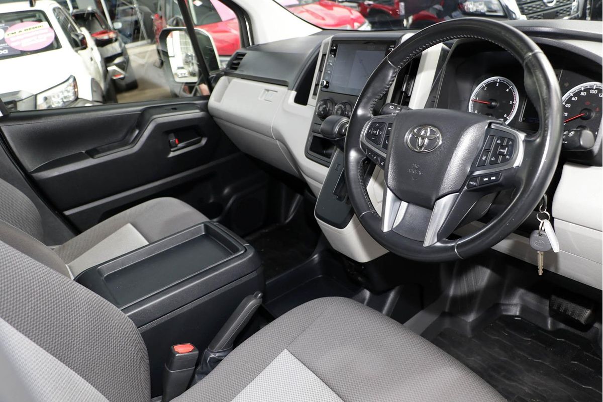 2022 Toyota Hiace GDH300R LWB