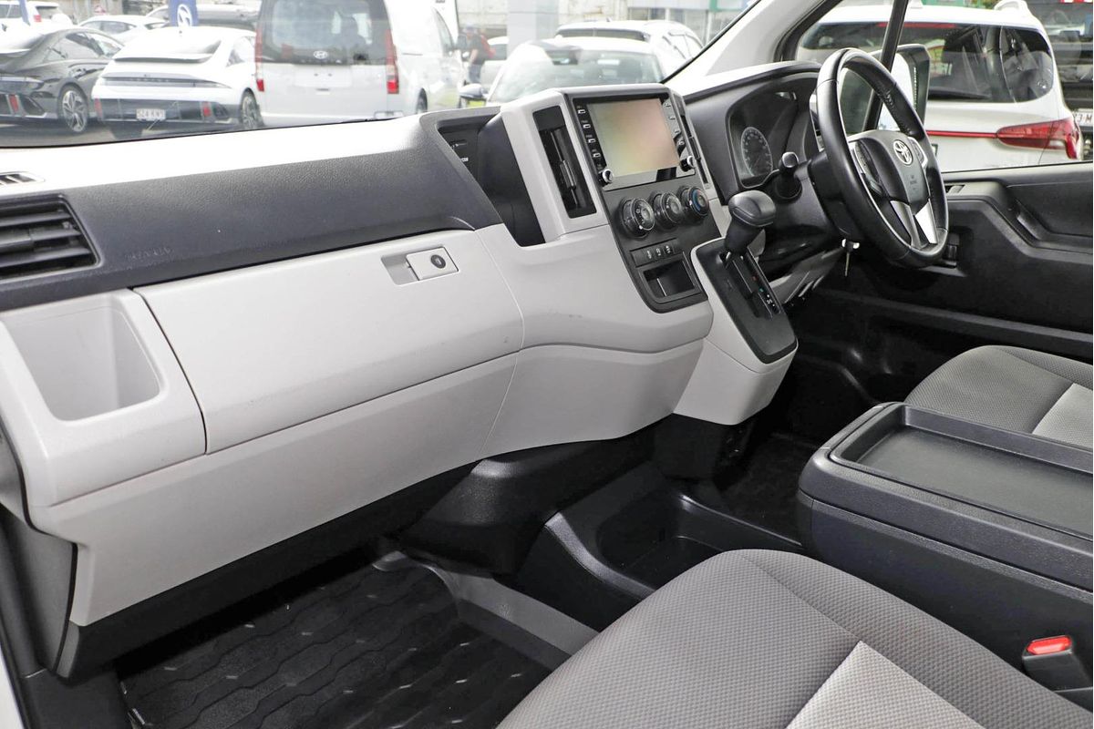 2022 Toyota Hiace GDH300R LWB
