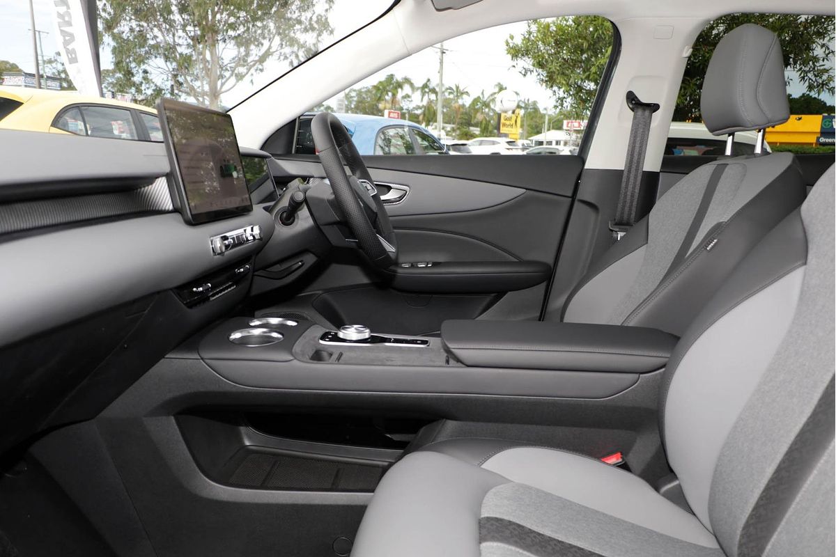 2025 MG MGS5 EV Essence 62 ZS3EM