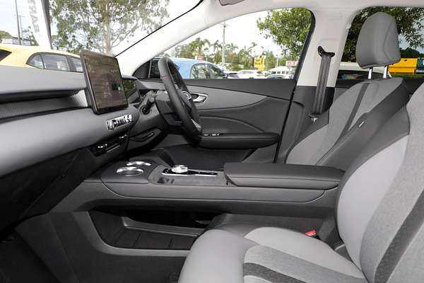 2025 MG MGS5 EV Essence 62 ZS3EM