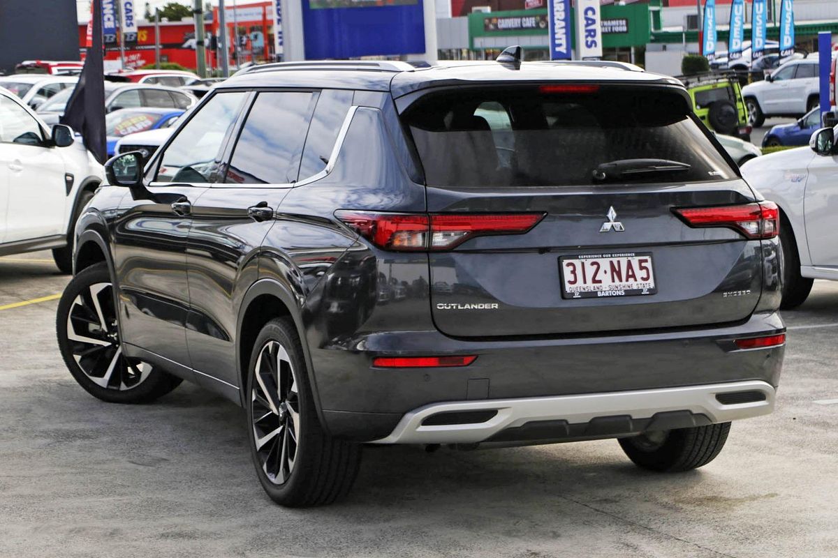 2024 Mitsubishi Outlander Exceed Tourer ZM