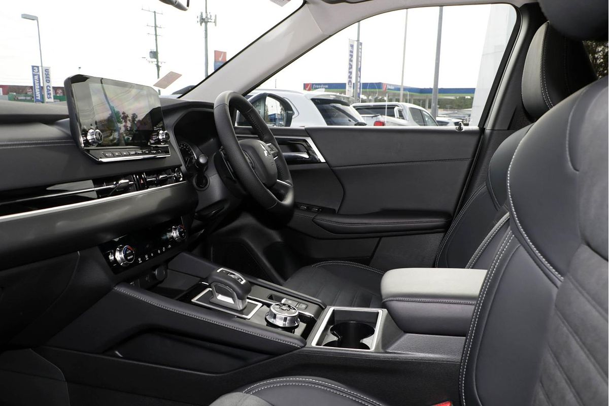 2024 Mitsubishi Outlander Aspire ZM