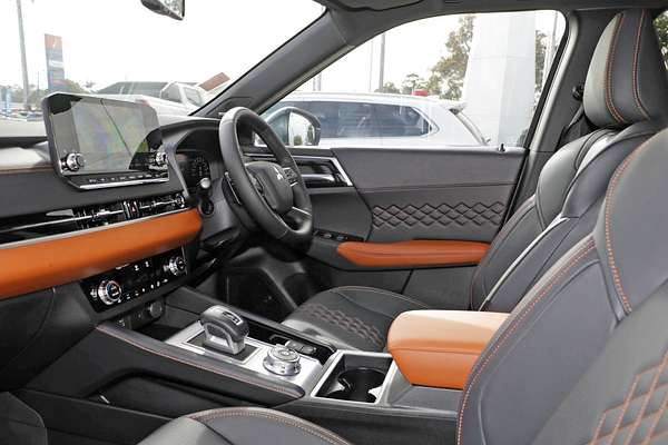 2024 Mitsubishi Outlander Exceed Tourer ZM
