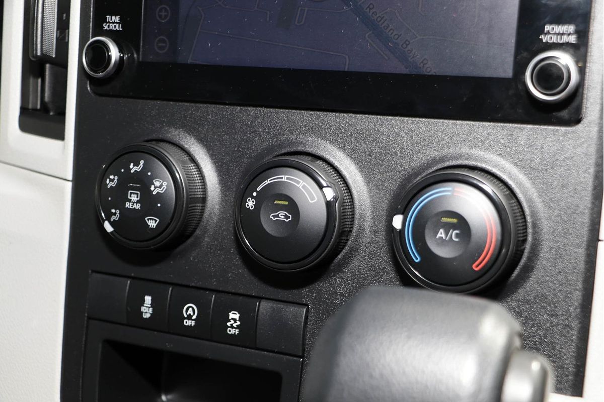 2022 Toyota Hiace GDH300R LWB