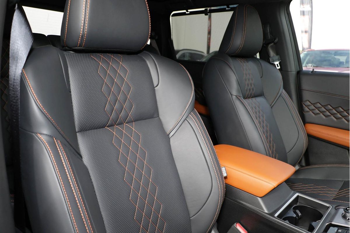 2024 Mitsubishi Outlander Exceed Tourer ZM