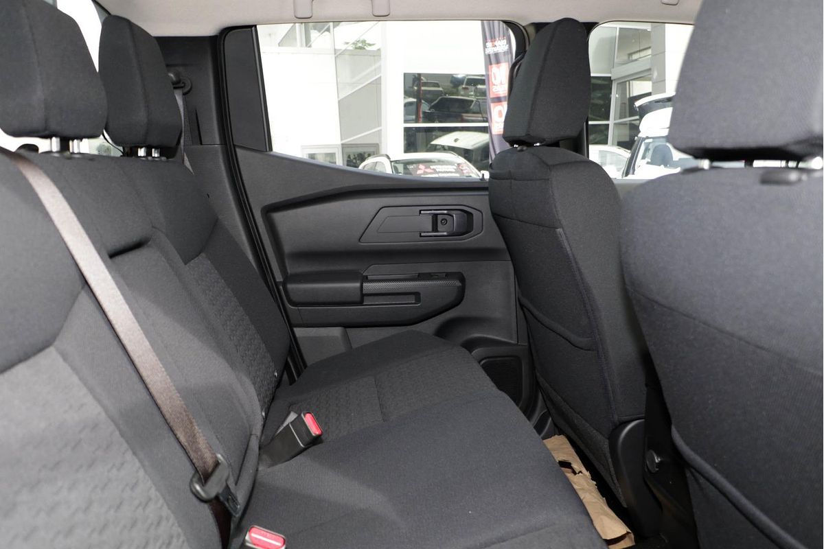 2024 Mitsubishi Triton GLX MV 4X4