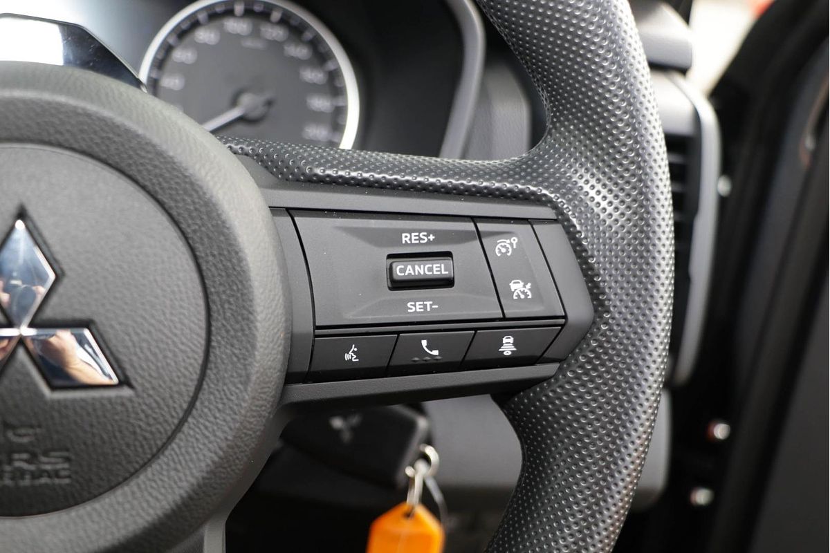 2024 Mitsubishi Triton GLX MV 4X4