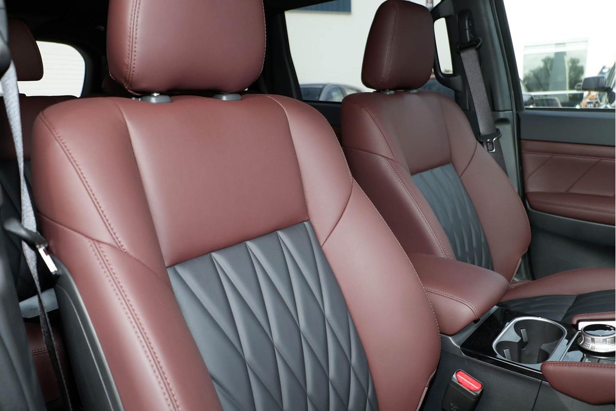 2024 Mitsubishi Pajero Sport GSR QF