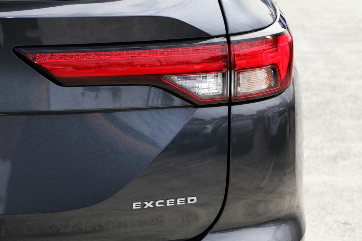 2024 Mitsubishi Outlander Exceed Tourer ZM