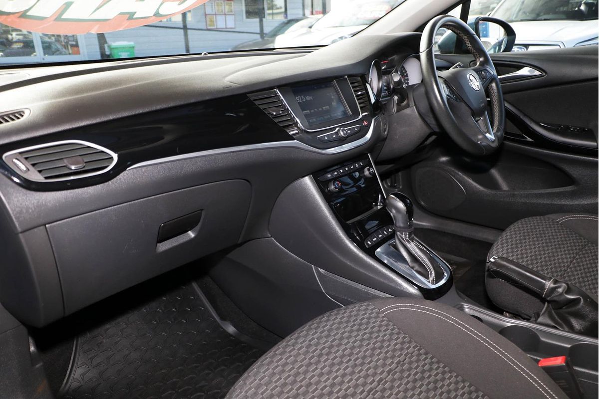 2017 Holden Astra RS BK