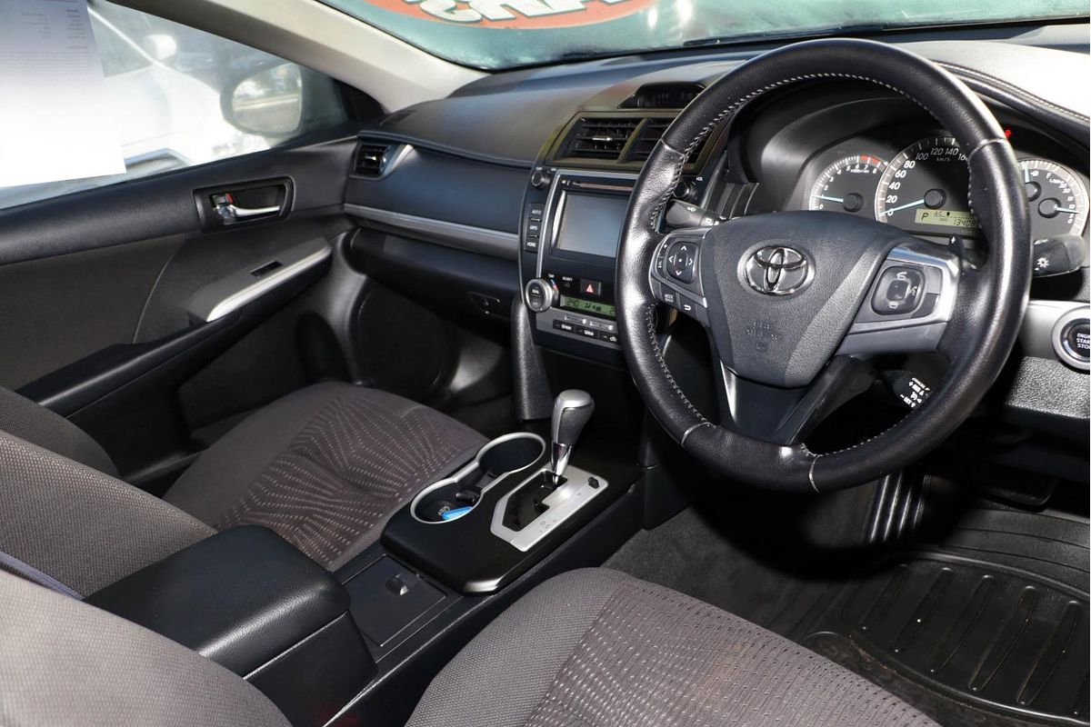 2016 Toyota Camry Atara SL ASV50R