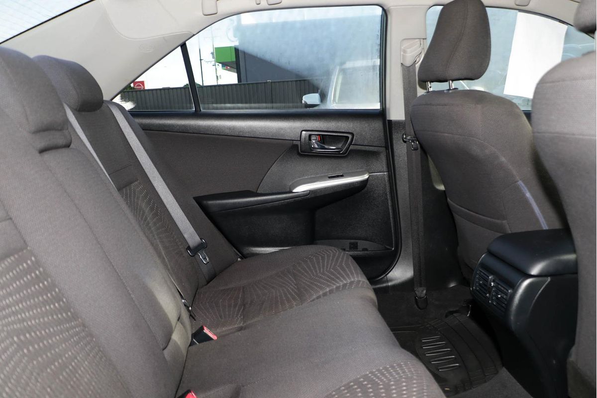 2016 Toyota Camry Atara SL ASV50R