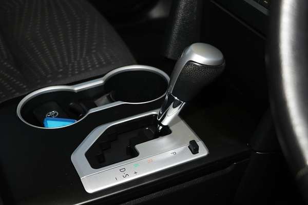 2016 Toyota Camry Atara SL ASV50R