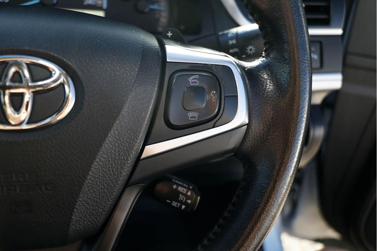 2016 Toyota Camry Atara SL ASV50R