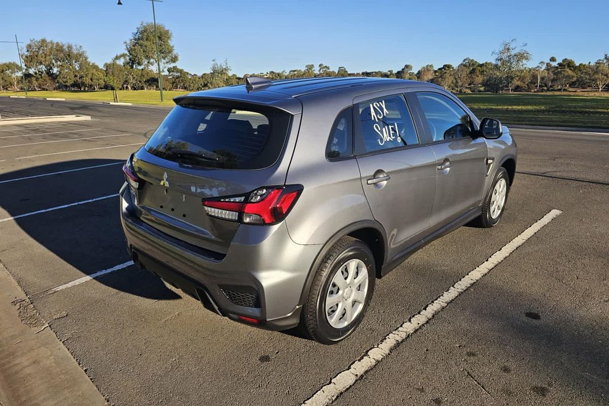 2025 Mitsubishi ASX GS XD