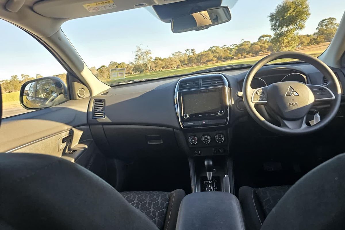 2025 Mitsubishi ASX GS XD