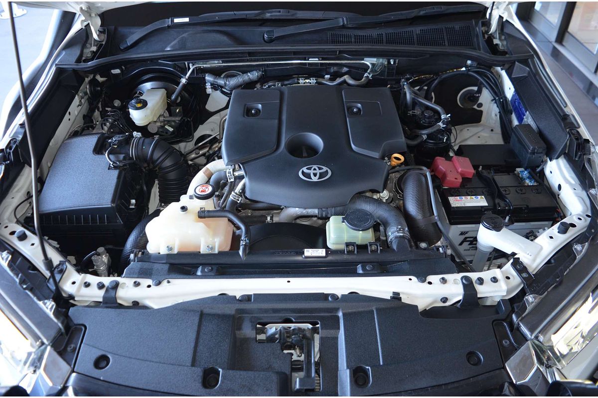 2022 Toyota Hilux Rugged X GUN126R 4X4
