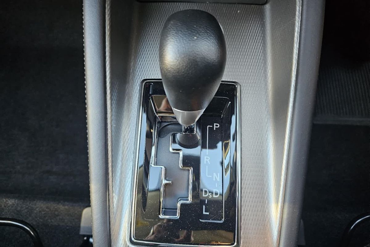 2025 Mitsubishi ASX GS XD