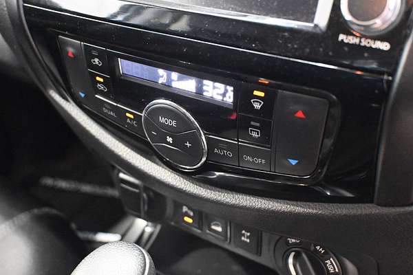2023 Nissan Navara PRO-4X Warrior D23 4X4