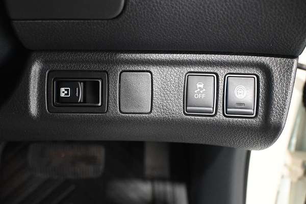 2023 Nissan Navara PRO-4X Warrior D23 4X4