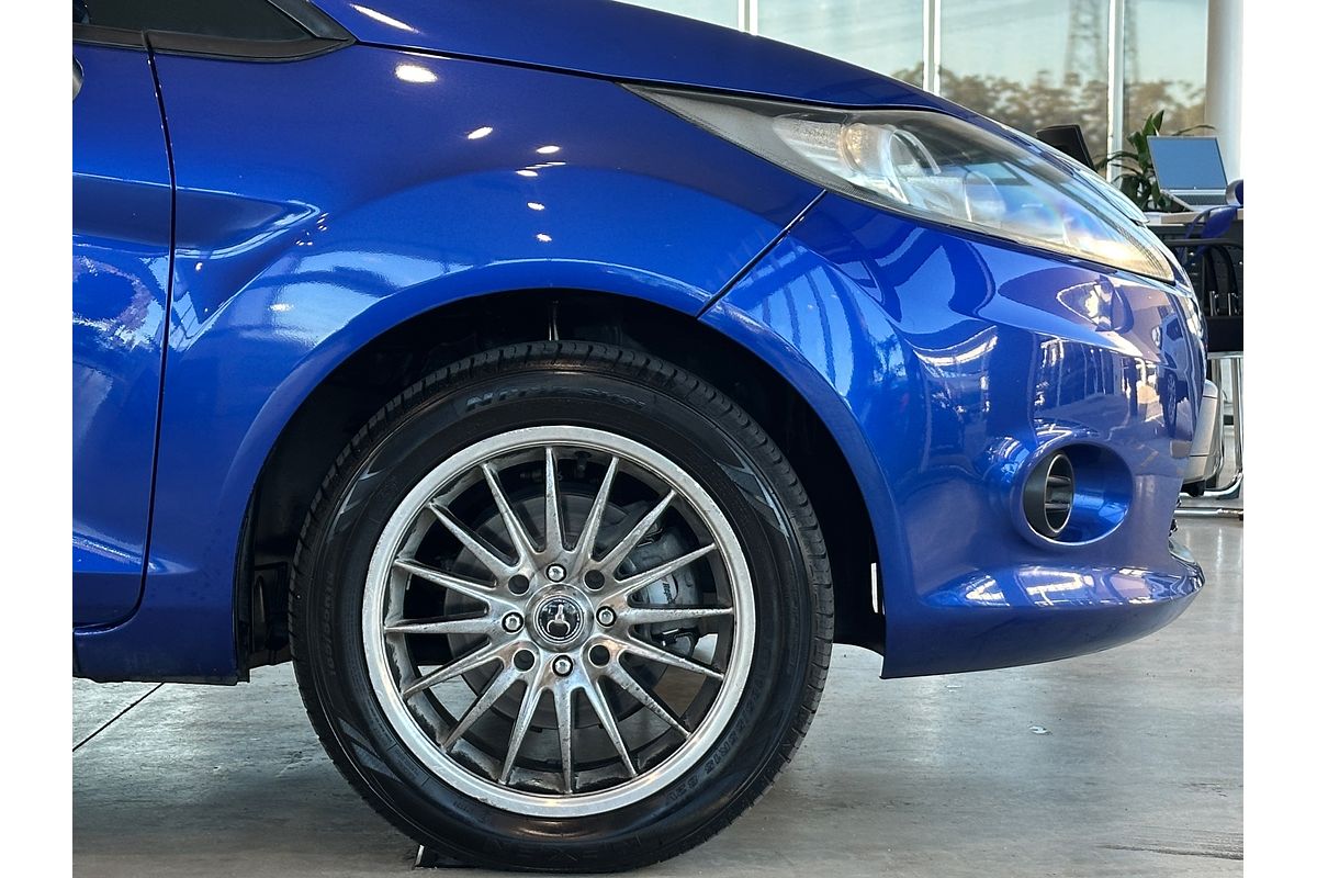 2012 Ford Fiesta LX WT