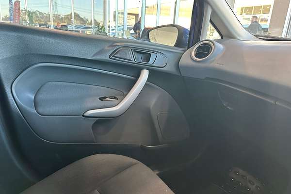 2012 Ford Fiesta LX WT