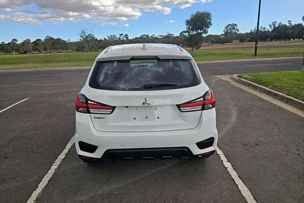 2024 Mitsubishi ASX ES XD