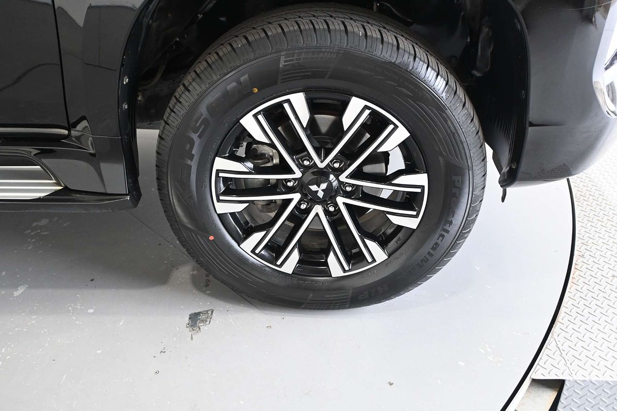 2021 Mitsubishi Pajero Sport GLS QF