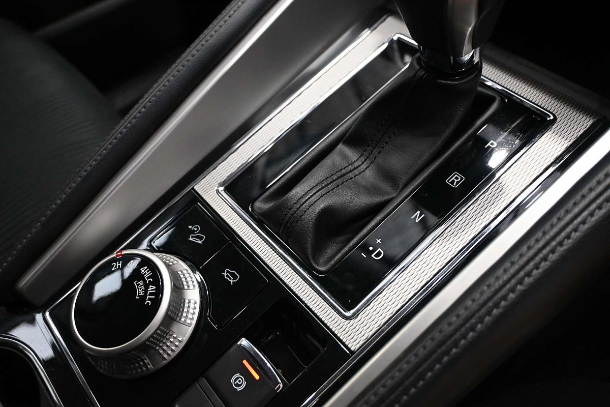 2021 Mitsubishi Pajero Sport GLS QF