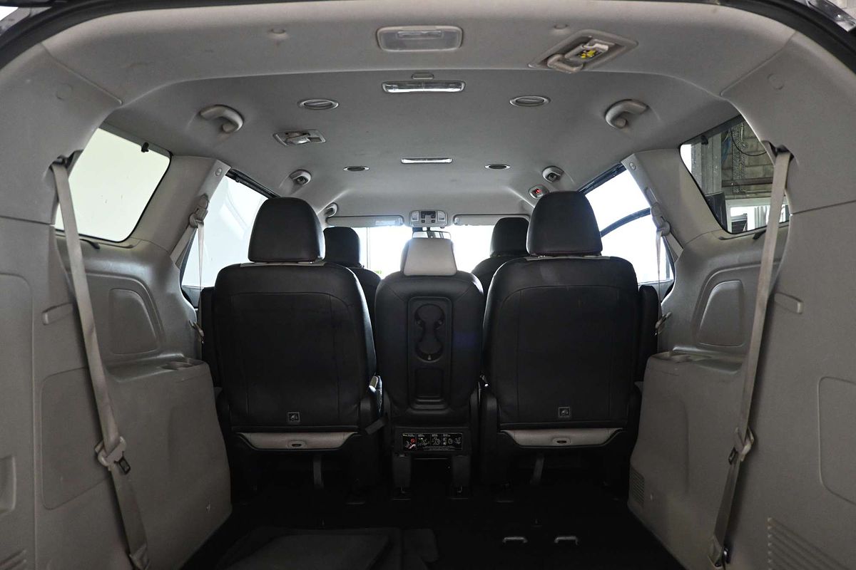 2020 Kia Carnival Platinum YP
