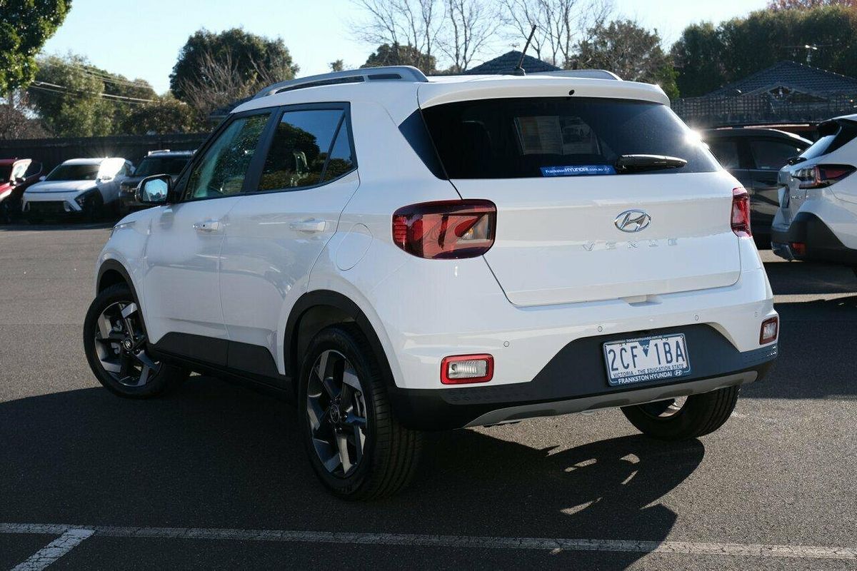 2025 Hyundai Venue Elite QX.V5