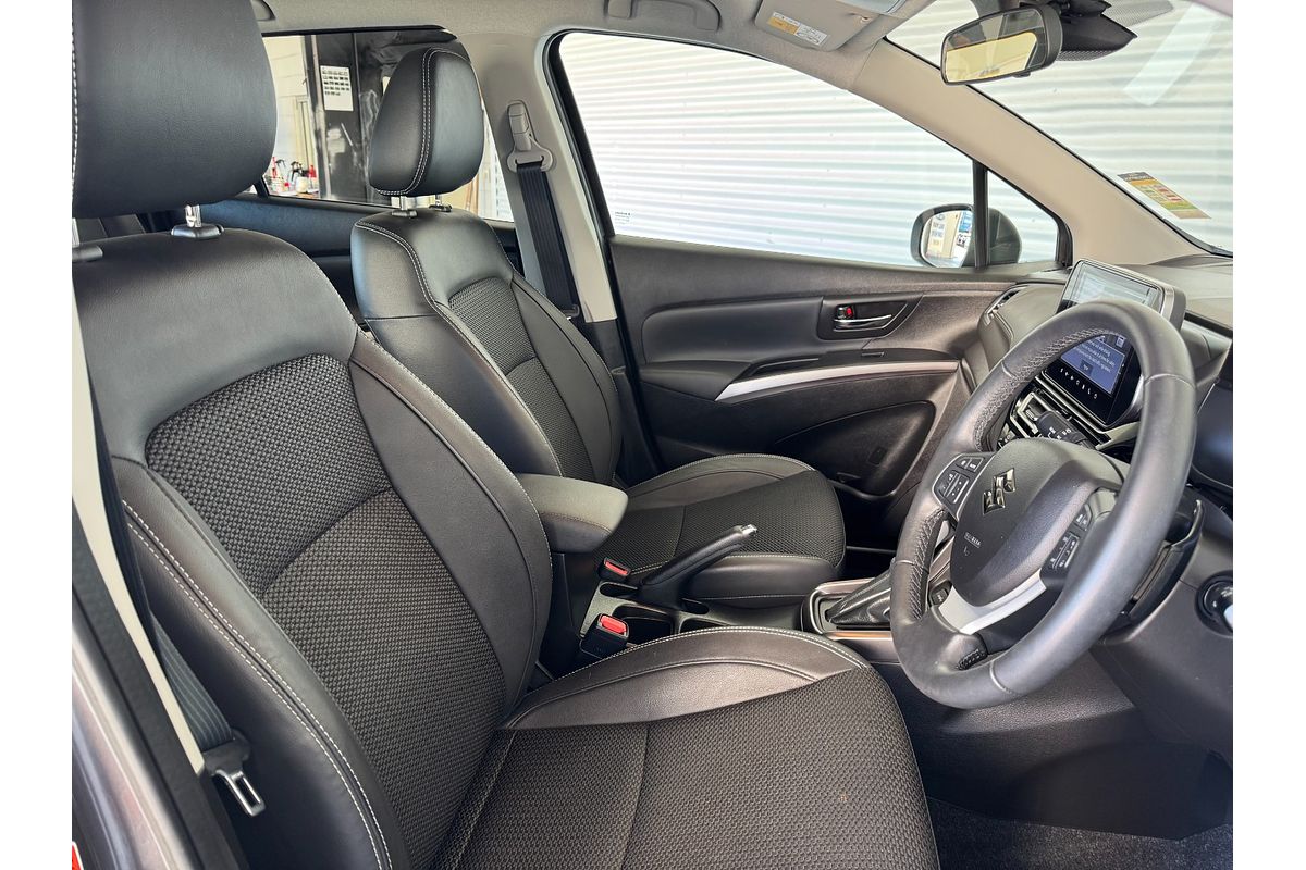 2023 Suzuki S-Cross JYB