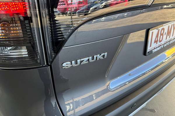 2023 Suzuki S-Cross JYB