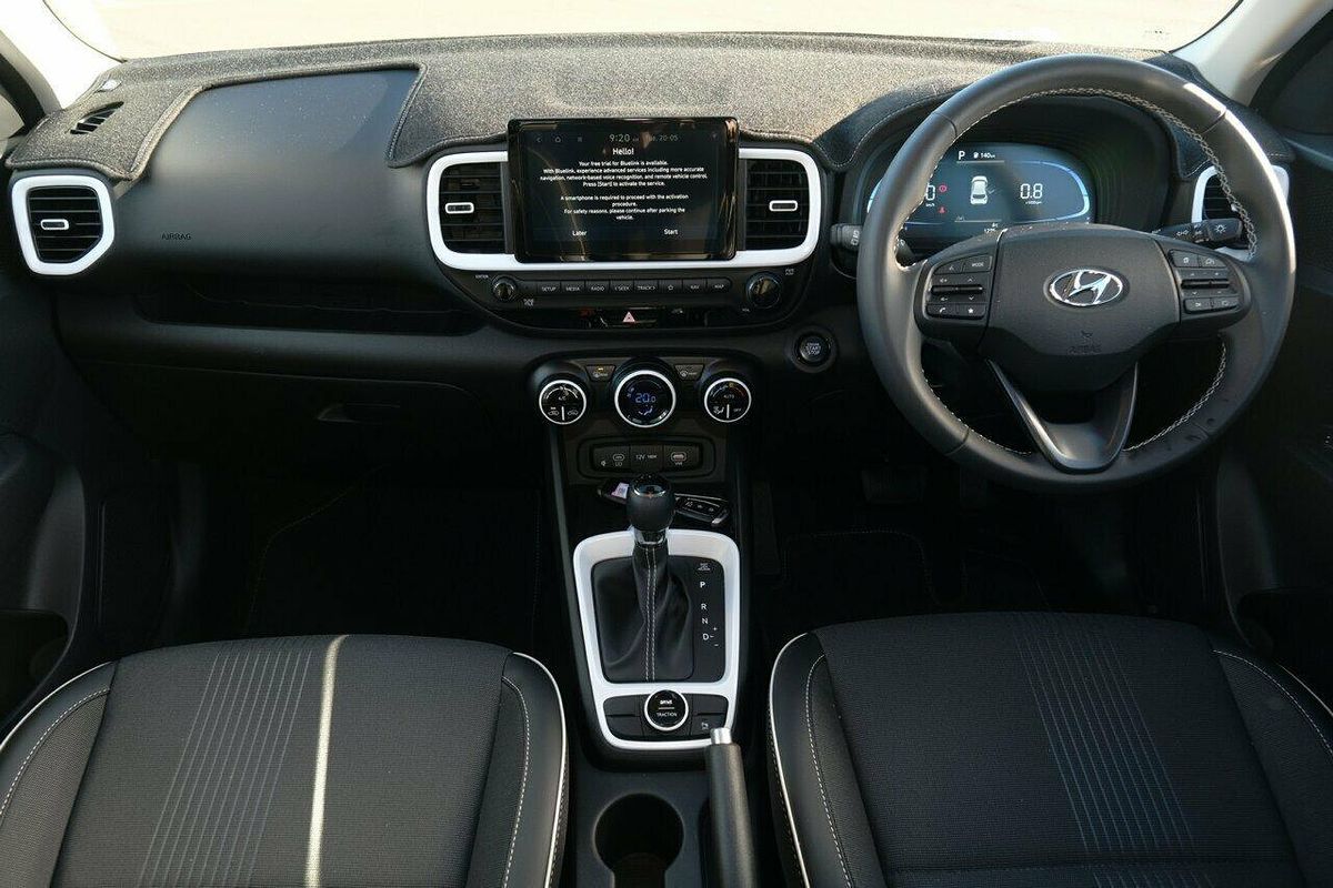 2024 Hyundai Venue Elite QX.V5