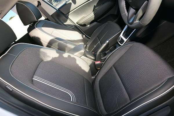 2025 Hyundai Venue Elite QX.V5