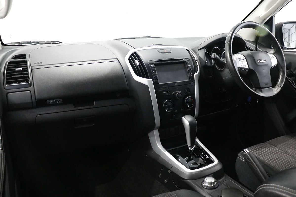 2020 Isuzu MU-X LS-M
