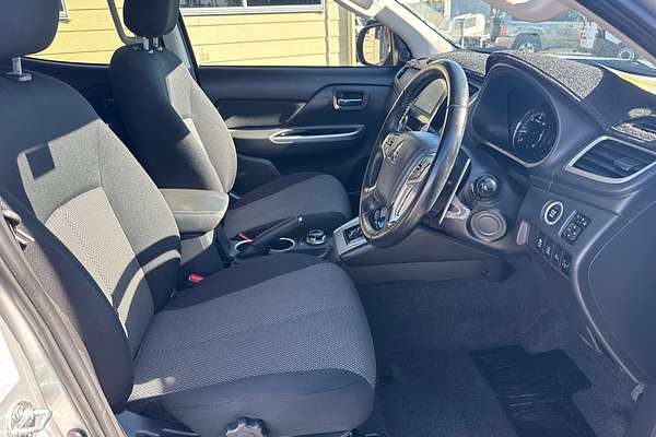 2022 Mitsubishi Triton GLS MR 4X4