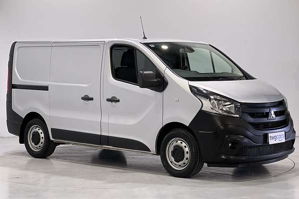2020 Mitsubishi Express GLX SN SWB