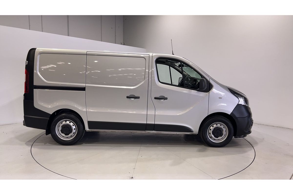 2020 Mitsubishi Express GLX SN SWB