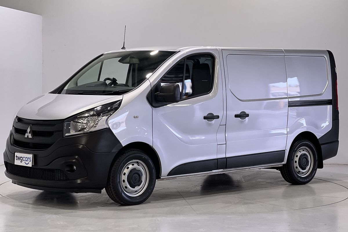 2020 Mitsubishi Express GLX SN SWB