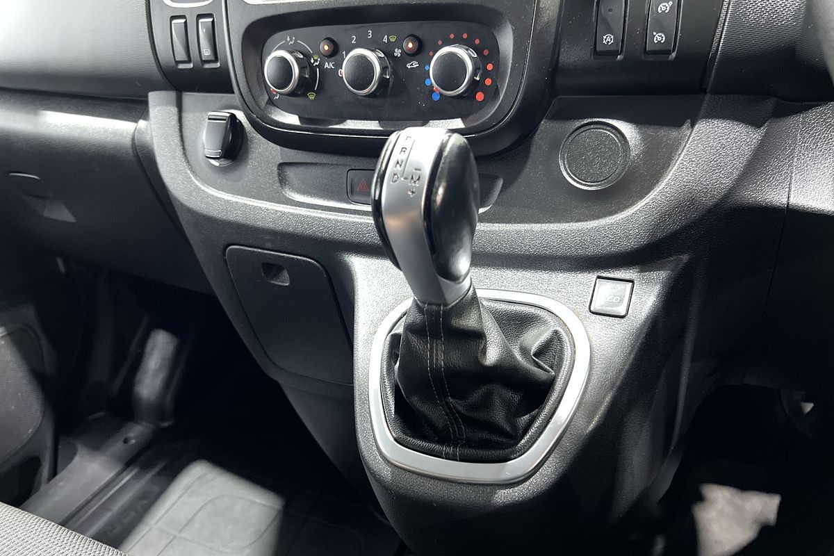 2020 Mitsubishi Express GLX SN SWB