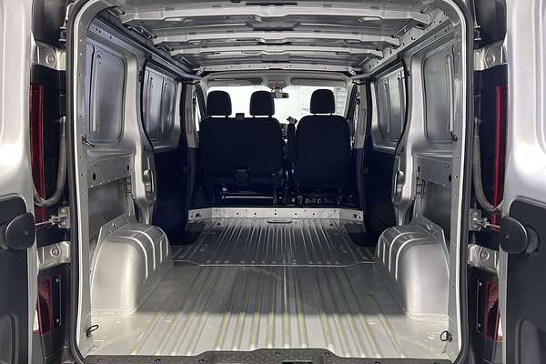 2020 Mitsubishi Express GLX SN SWB